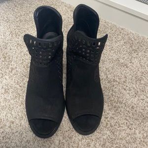 Jessica Simpson Black Peep Toe Heels Booties